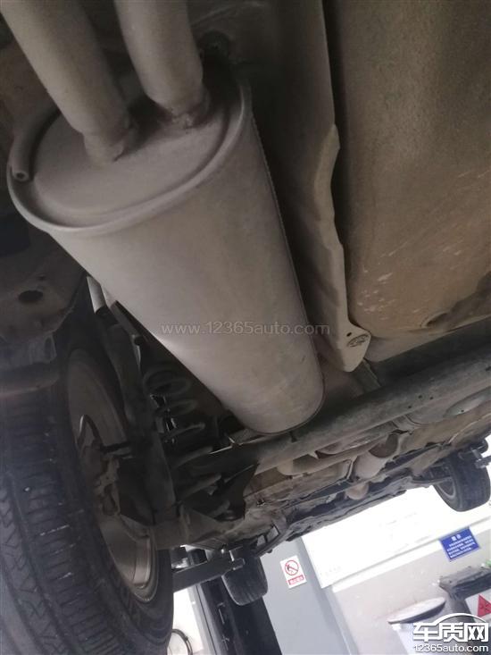 如何给客人倒酒?1分钟学会滴酒不漏‘panda sports’(图2) 熊猫体育