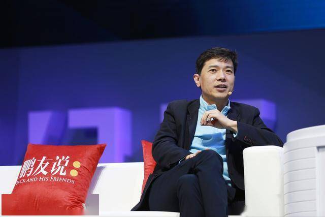 打脸?李彦宏曾预言手机将退出历史舞台 百度却公布了“云手机”_panda sports(图5)
打脸?李彦宏曾预言手机将退出历史舞台 百度却公布了“云手机”_panda sports(图5)