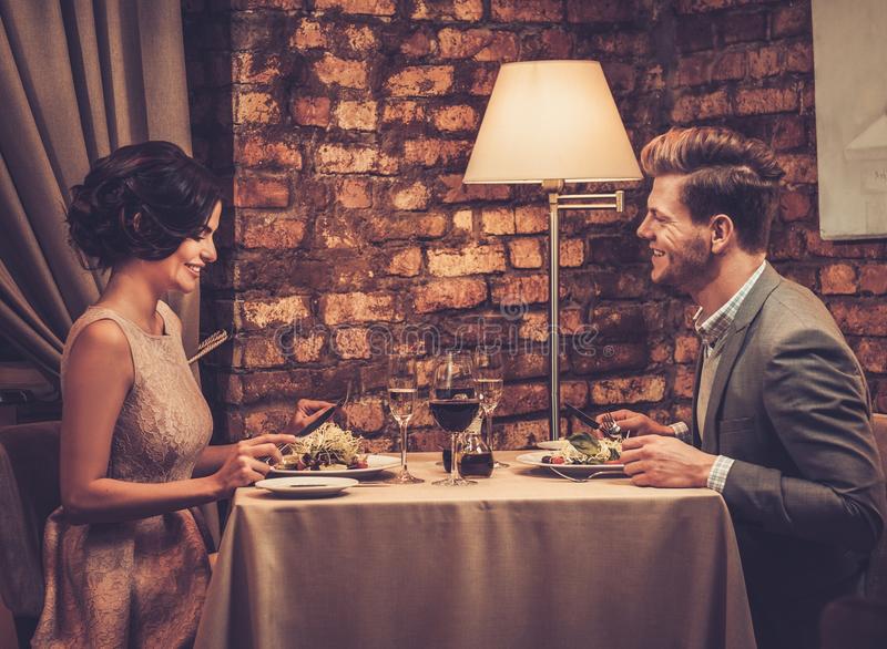 织田长益生平故事简介织田长益的结局如何?:panda sports(图4) panda sports