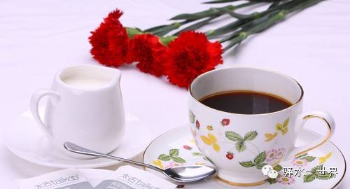 ‘熊猫体育’
无水印全屏高清壁纸 | 希望日子清静 抬头遇见的都是柔情(图2) 熊猫体育